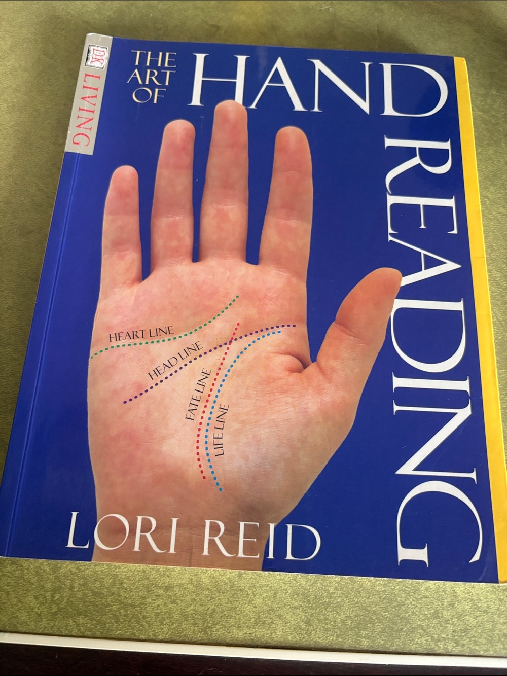 Hand palmistry book DK publishing